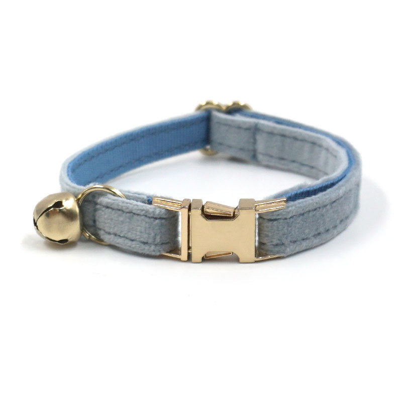 Luxury Velvet Collar With Gold Bell